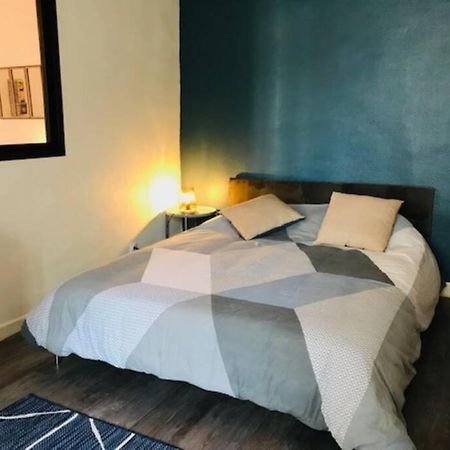 Au Coeur Du Vieux Bayeux, Logement De Charme Lejlighed Eksteriør billede