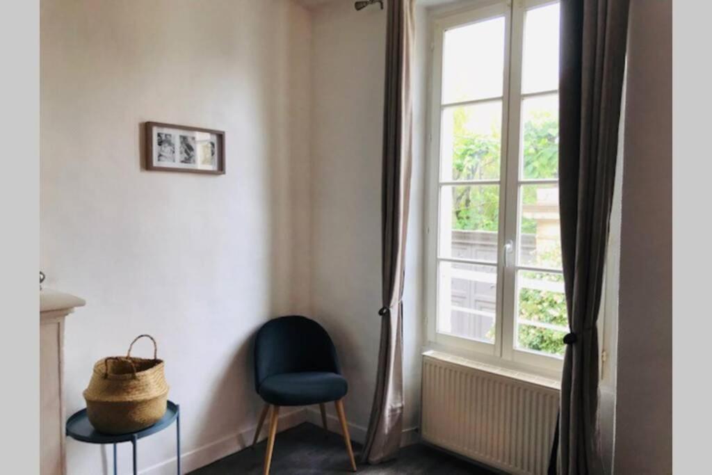 Au Coeur Du Vieux Bayeux, Logement De Charme Lejlighed Eksteriør billede